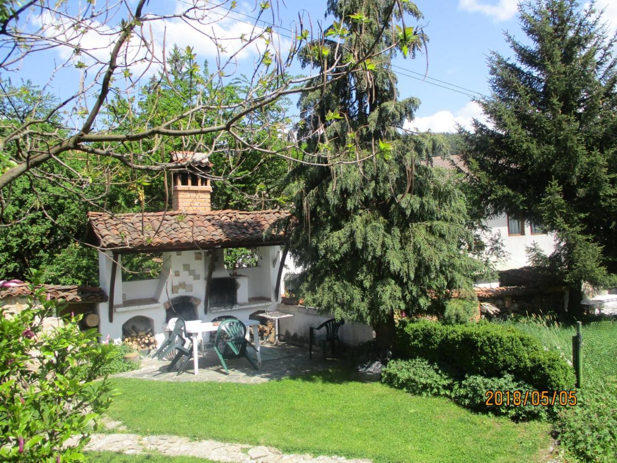 Borimechkova Kashta Hotel Koprivshtitsa Bagian luar foto