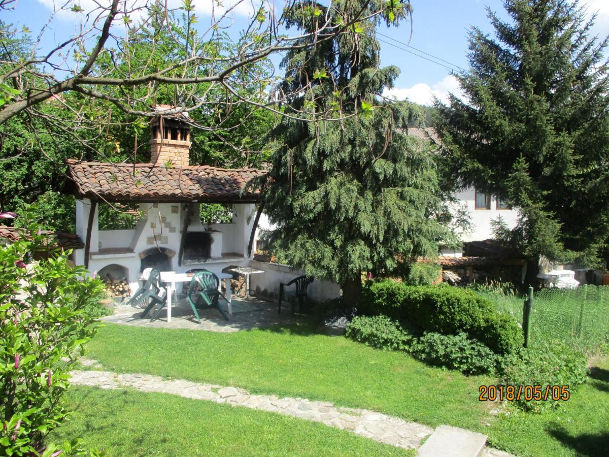 Borimechkova Kashta Hotel Koprivshtitsa Bagian luar foto