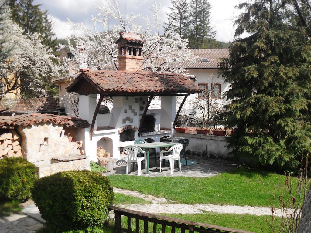 Borimechkova Kashta Hotel Koprivshtitsa Bagian luar foto