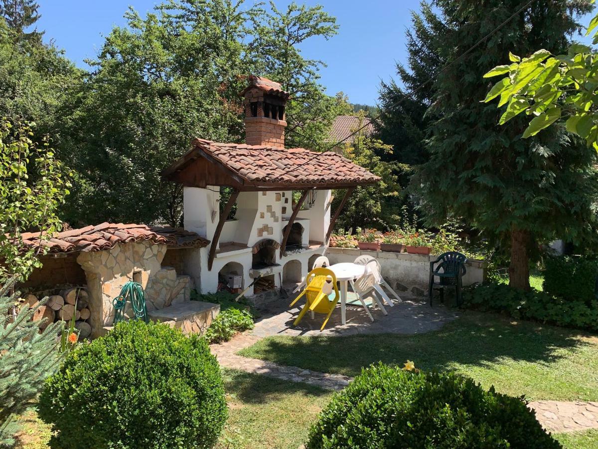 Borimechkova Kashta Hotel Koprivshtitsa Bagian luar foto